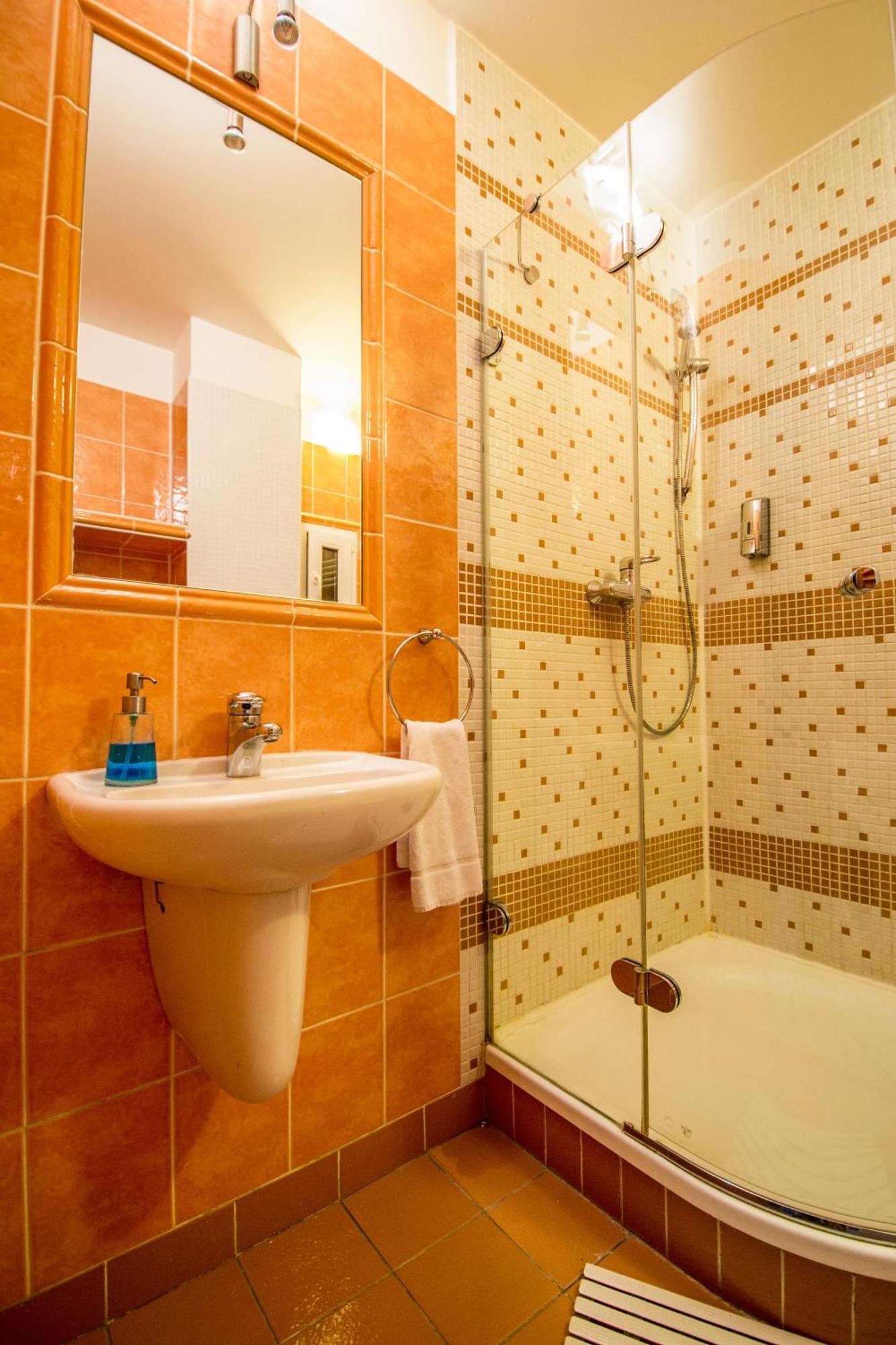 Main Prague Square Apartments Sauna And Fireplace Exterior foto
